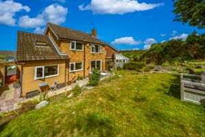 REAR GARDEN- click for photo gallery